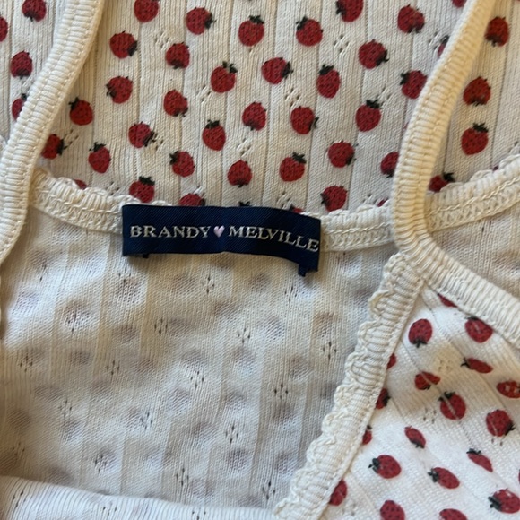 SKYLAR STRAWBERRY TANK - Picture 6 of 10